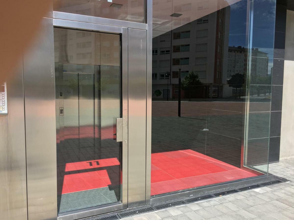 Alojamiento La Rosaleda Ponferrada Zewnętrze zdjęcie